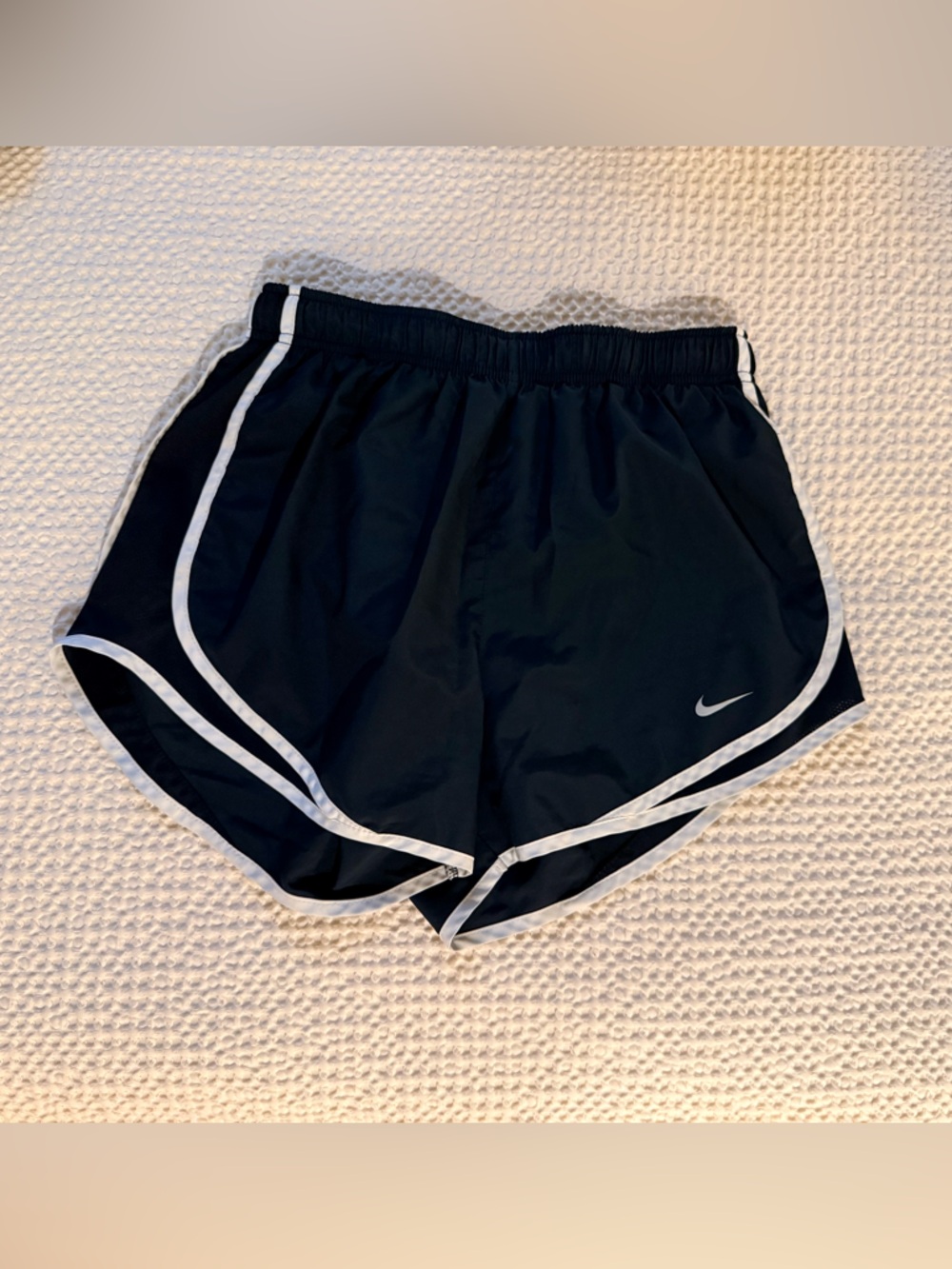 Nike Women's Tempo Dri-FIT Mid-Rise Running Shorts 3 In